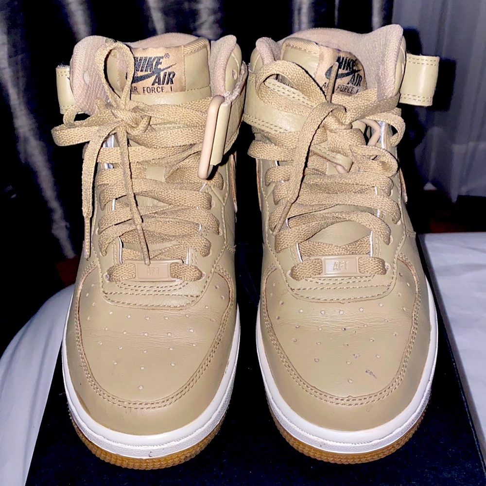 NIKE I.D. Air Force 1s in Khaki